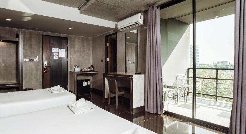 B2 Black Business And Budget Hotel Chiang Mai Buitenkant foto